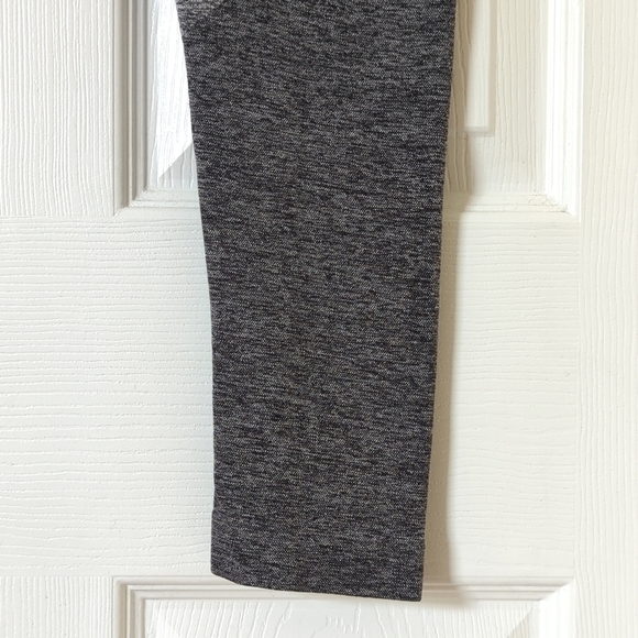 Gymshark Dry Low Rise Athletic Fit Body Contouring Workout Leggings Gray Medium - Picture 10 of 10